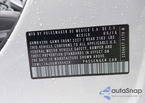 2016 Volkswagen Jetta 1.8T Sel z USA, uszkodzony, nr VIN 3VWL17AJ8GM395429